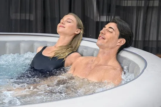 Réservez Votre Jacuzzi à Domicile